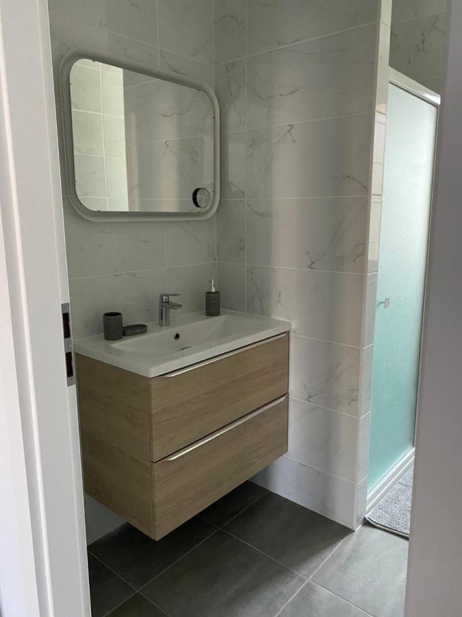 Les Rives Saint Symphorien, Appartements Meubles Longeville-les-Metz Экстерьер фото